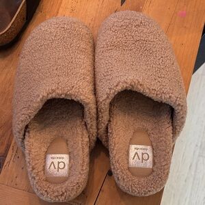 Dolce Vita Tan Fuzzy Mules
